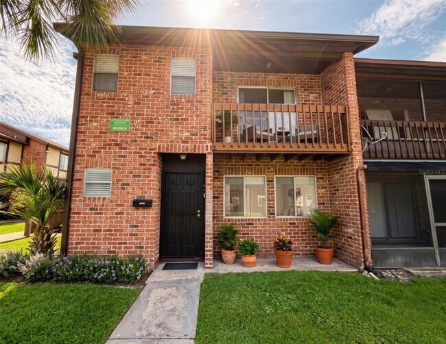 5100 Picadilly Circus Ct