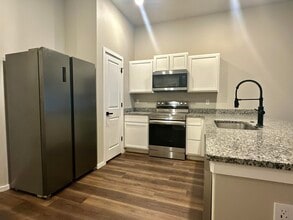 2126 N Jayton Ave in Lubbock, TX - Building Photo - Building Photo