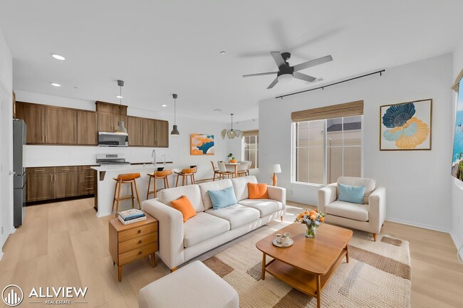 property at 203 Woodland Pl