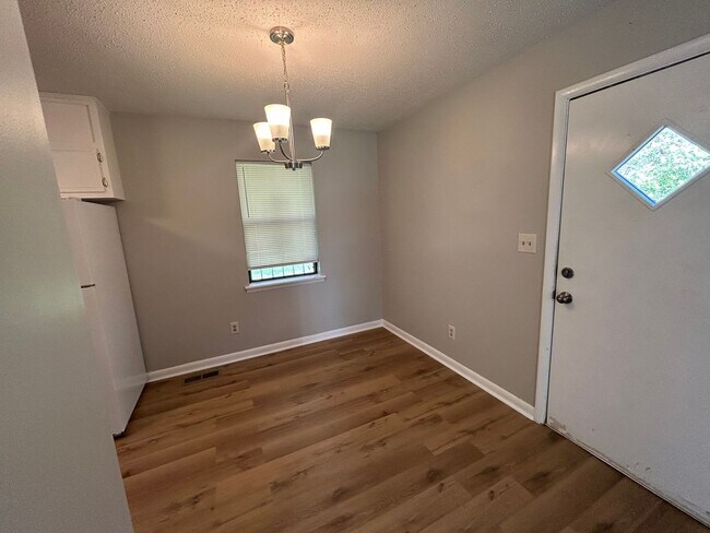 3219 Delia Ln NW in Huntsville, AL - Building Photo - Building Photo