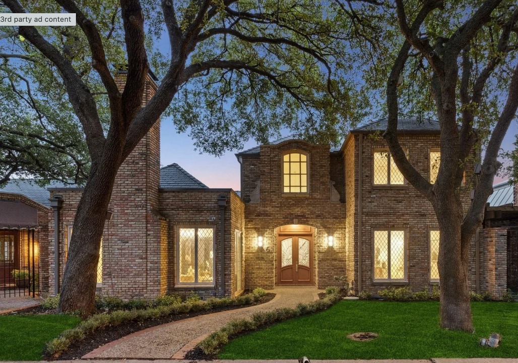 6 St Laurent Pl in Dallas, TX - Building Photo