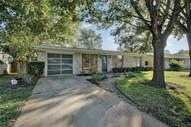 3010 Susquehanna Ln in Austin, TX - Building Photo - Building Photo