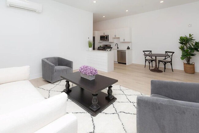 property at 1709 Fleet St