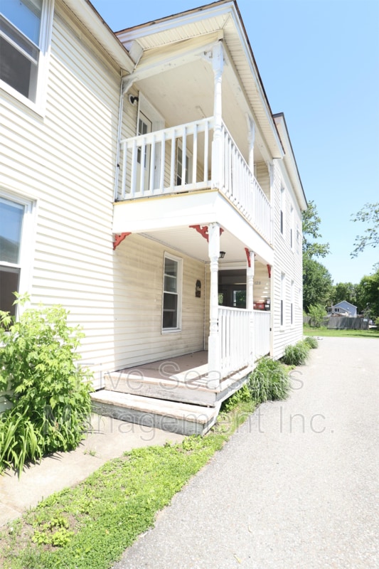 property at 128 N Winooski Ave