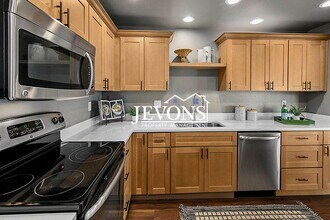 2626 4th Ave N in Seattle, WA - Building Photo - Building Photo