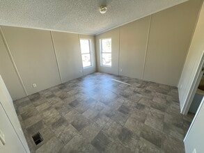 30 S 100 W in Orangeville, UT - Building Photo - Building Photo
