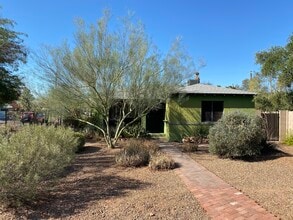 2602 N 9th St in Phoenix, AZ - Foto de edificio - Building Photo