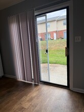 54 Ferguson Dr in Lynchburg, VA - Foto de edificio - Building Photo