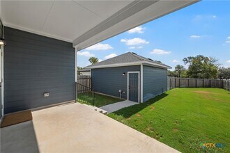 209 Villars Dr in Salado, TX - Building Photo - Building Photo