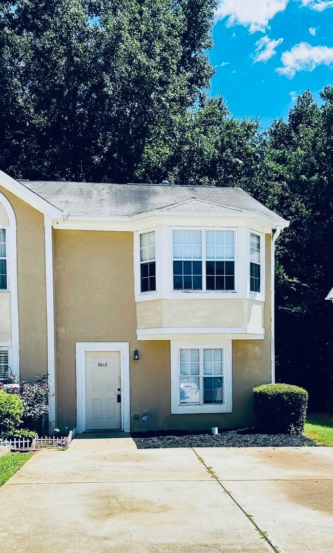 property at 5013 Chupp Way Cir