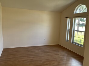 39 Fairhill Ln in Palm Coast, FL - Building Photo - Building Photo