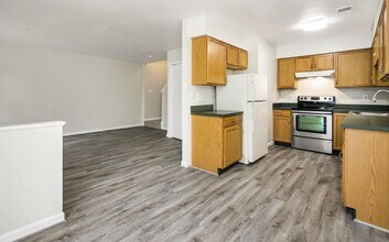 127 Heathfield Dr in Frederick, MD - Building Photo - Building Photo