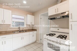 2767 B St in San Diego, CA - Building Photo