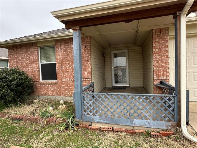 1408 1st St in Sanger, TX - Foto de edificio - Building Photo