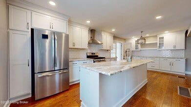 4502 Blenheim Rd in Louisville, KY - Building Photo - Building Photo