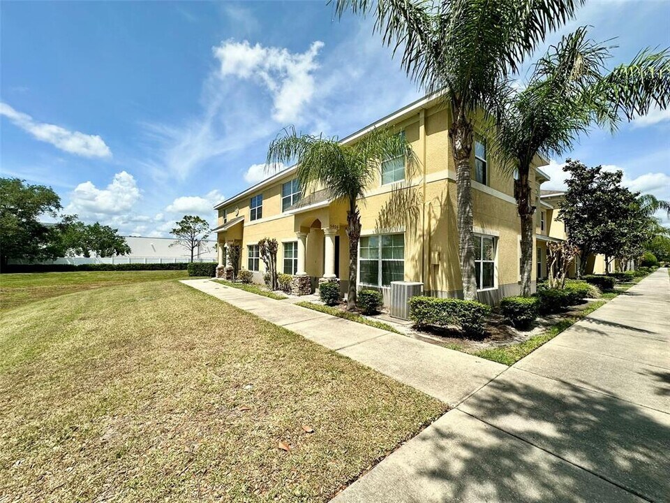 5404 Limestone Ln in Lakeland, FL - Building Photo