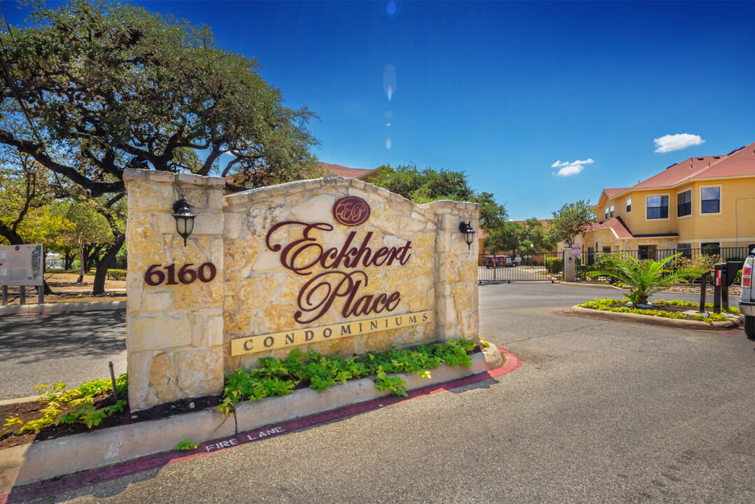 Eckhert Place Condominiums in San Antonio, TX - Building Photo