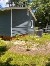 1413 Bobby L. Davis Blvd in Marion, SC - Building Photo - Building Photo