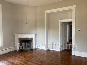 922 Floyd St in Lynchburg, VA - Building Photo - Building Photo