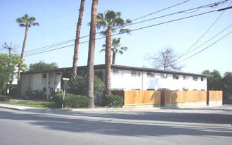 484 Mariposa Ave Apartments