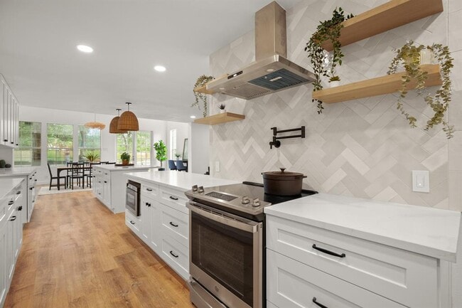 property at 10100 Rocking Horse Rd