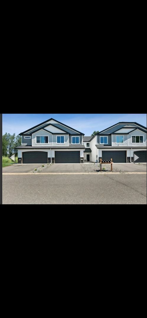 property at 2124 Cleveland Ln S