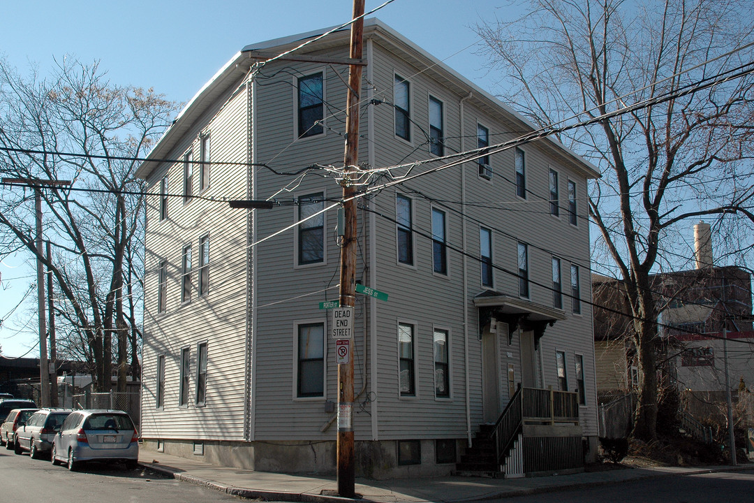 UE Apartments in Jamaica Plain, MA - Building Photo