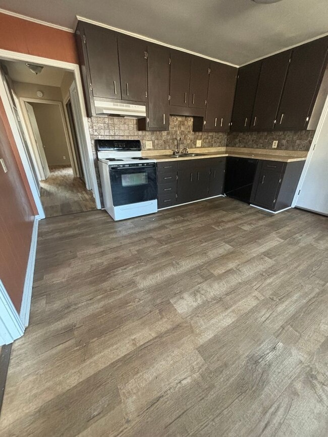 107 Mary Ella Dr in Searcy, AR - Building Photo - Building Photo