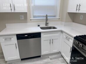 1219 C St NE in Washington, DC - Building Photo - Building Photo