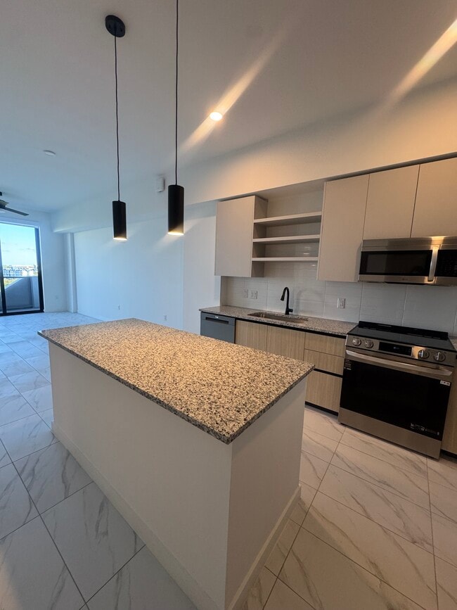 property at 15061 S Dixie Hwy