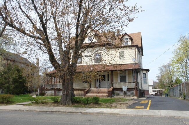 175 Chelsea Ave in Long Branch, NJ - Building Photo - Building Photo