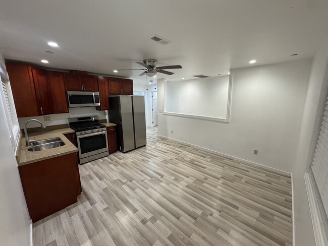 126 S Humboldt St in San Mateo, CA - Building Photo - Building Photo