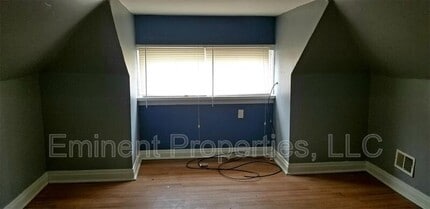 8608 S Kingston Ave in Chicago, IL - Building Photo - Building Photo