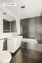 123 Washington St in New York, NY - Building Photo - Building Photo