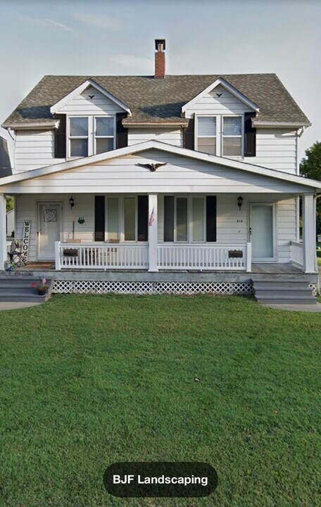 413 E Cherry St Photo