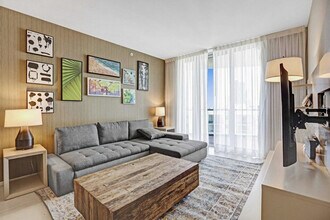 4111 S Ocean Dr, Unit SI ID1384006P in Hollywood, FL - Foto de edificio - Building Photo