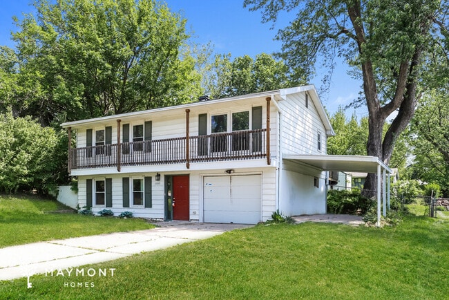 1507 S Skyline Dr in Liberty, MO - Building Photo - Building Photo