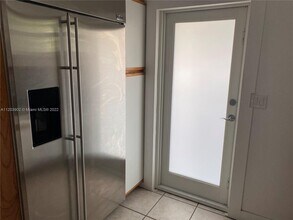 5907 Turin St-Unit -5909 in Coral Gables, FL - Building Photo - Building Photo