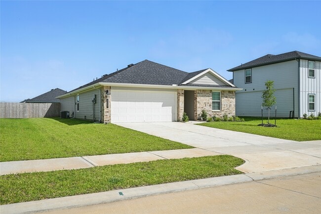 2227 Laurel Bloom Ln in Sealy, TX - Building Photo - Building Photo