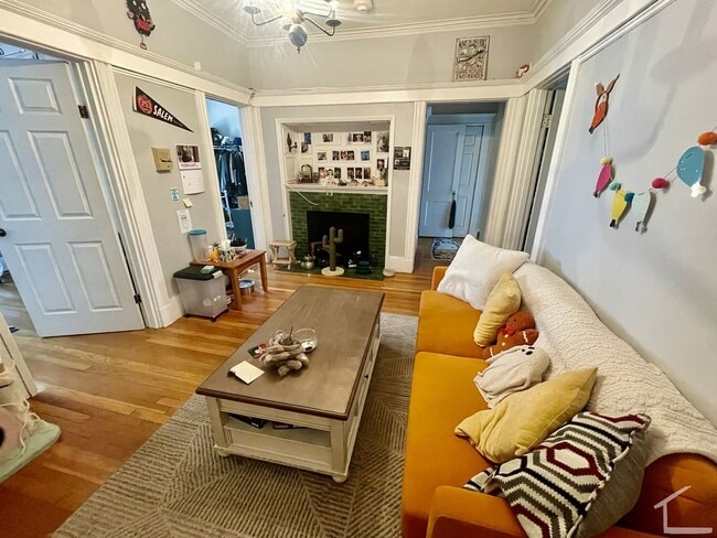 property at 12 Radcliffe Rd