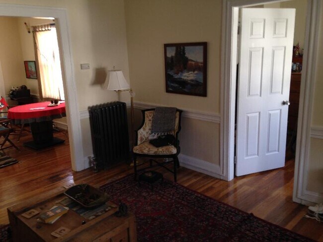 62 Brock St, Unit 2