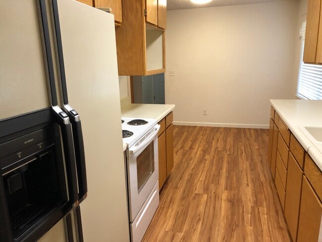 3551 Ewartsville Rd in Pullman, WA - Foto de edificio - Building Photo