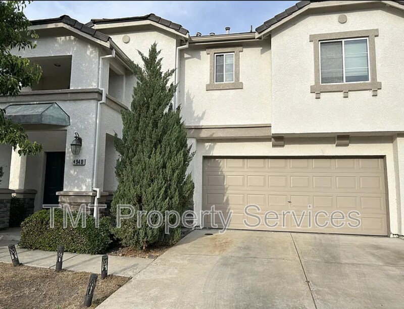 4940 Timepiece Cir in Stockton, CA - Building Photo
