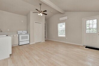 211 Stiles St-Unit -A in Houston, TX - Building Photo - Building Photo
