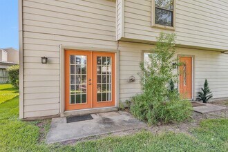 36 April Point Dr N in Montgomery, TX - Building Photo - Building Photo