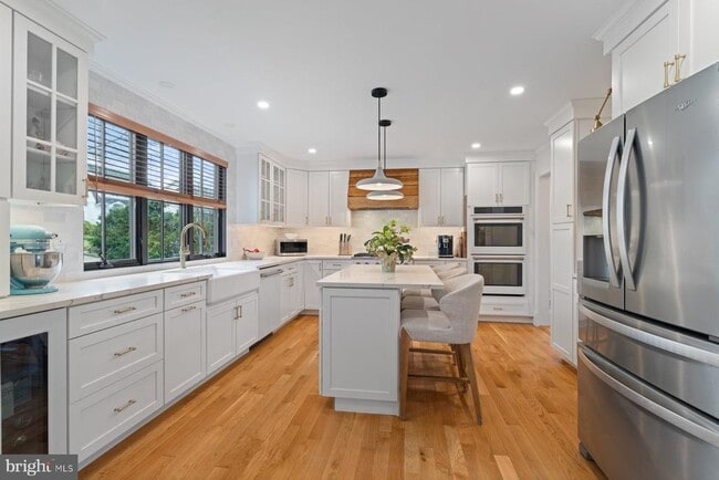 property at 7113 Bristol Rd