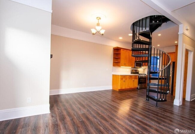205 Bonview St in San Francisco, CA - Building Photo - Building Photo