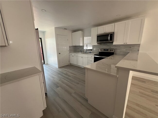 property at 27650-27652 Imperial Shores Blvd