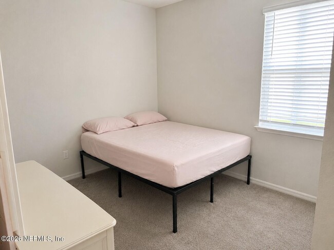 property at 3419 Islewood Ct