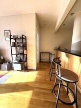 42 Beach St in Boston, MA - Foto de edificio - Building Photo